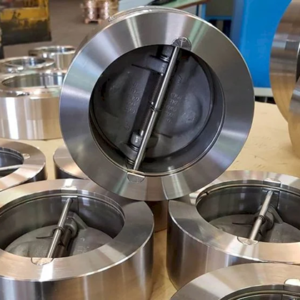 van-mot-chieu-canh-buom-inox